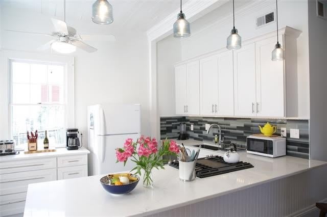 740 MAZANT Street – photo 5