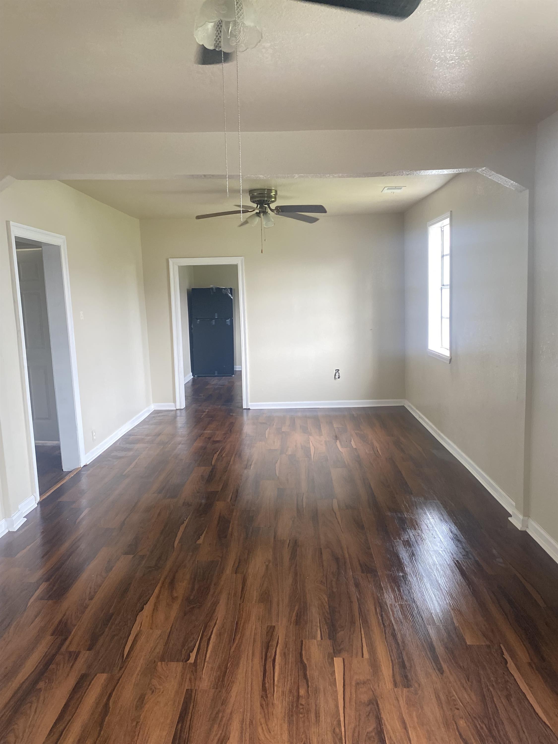 520 Robinson Avenue – photo 2
