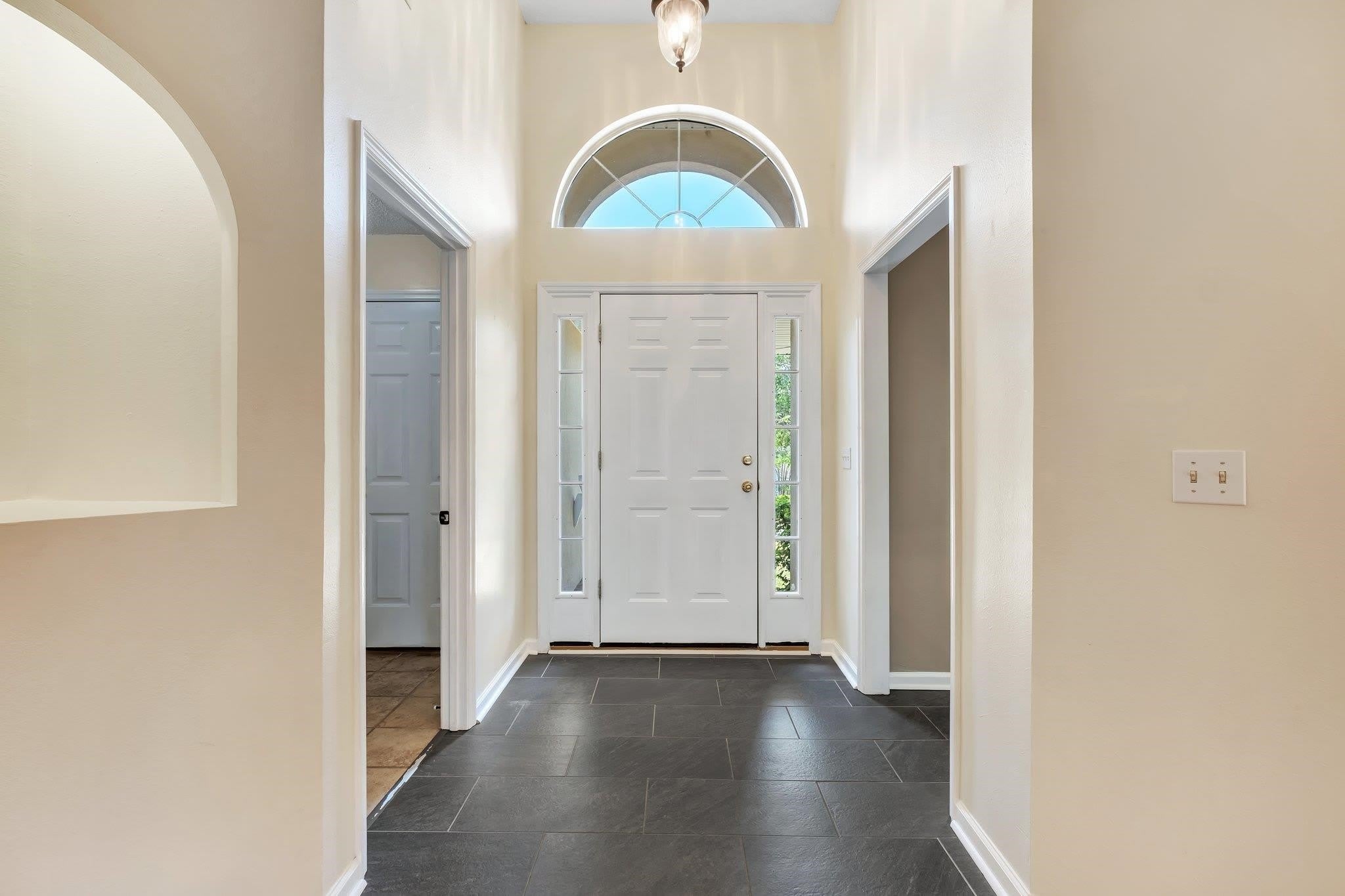 2025 Ascot Way – photo 3