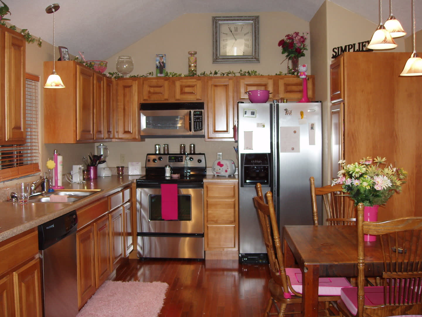 2 Bedroom 2 Bath Garage Appliances Included Very Nice – photo 2