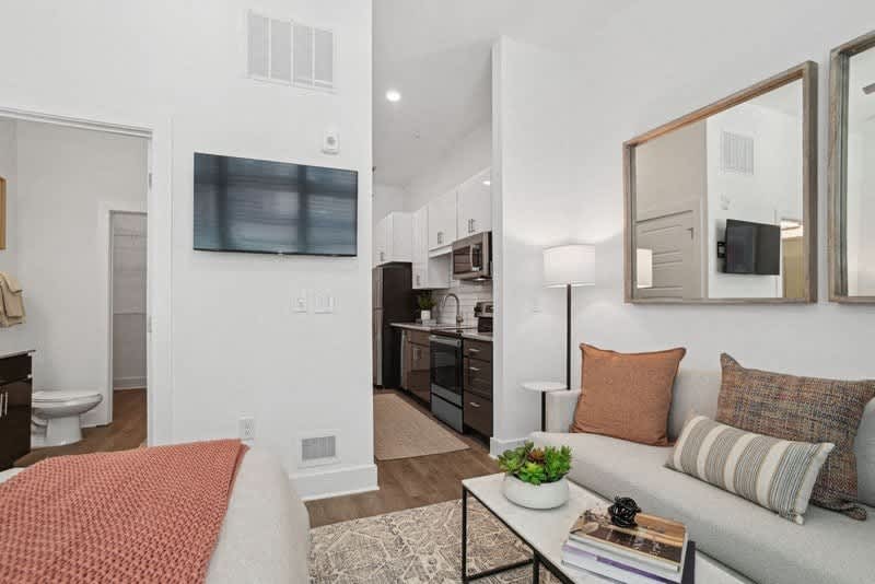 Link Apartments® NoDa 36th – photo 2