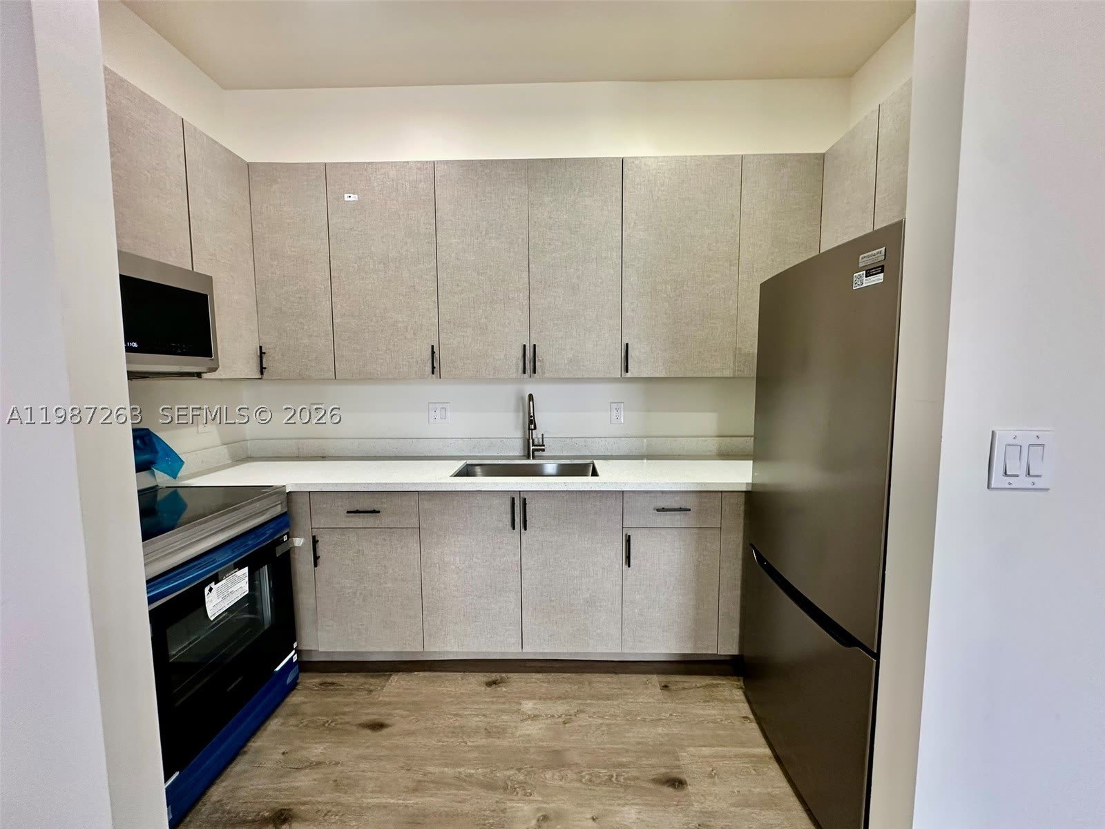 2377 NW 105th St – photo 4