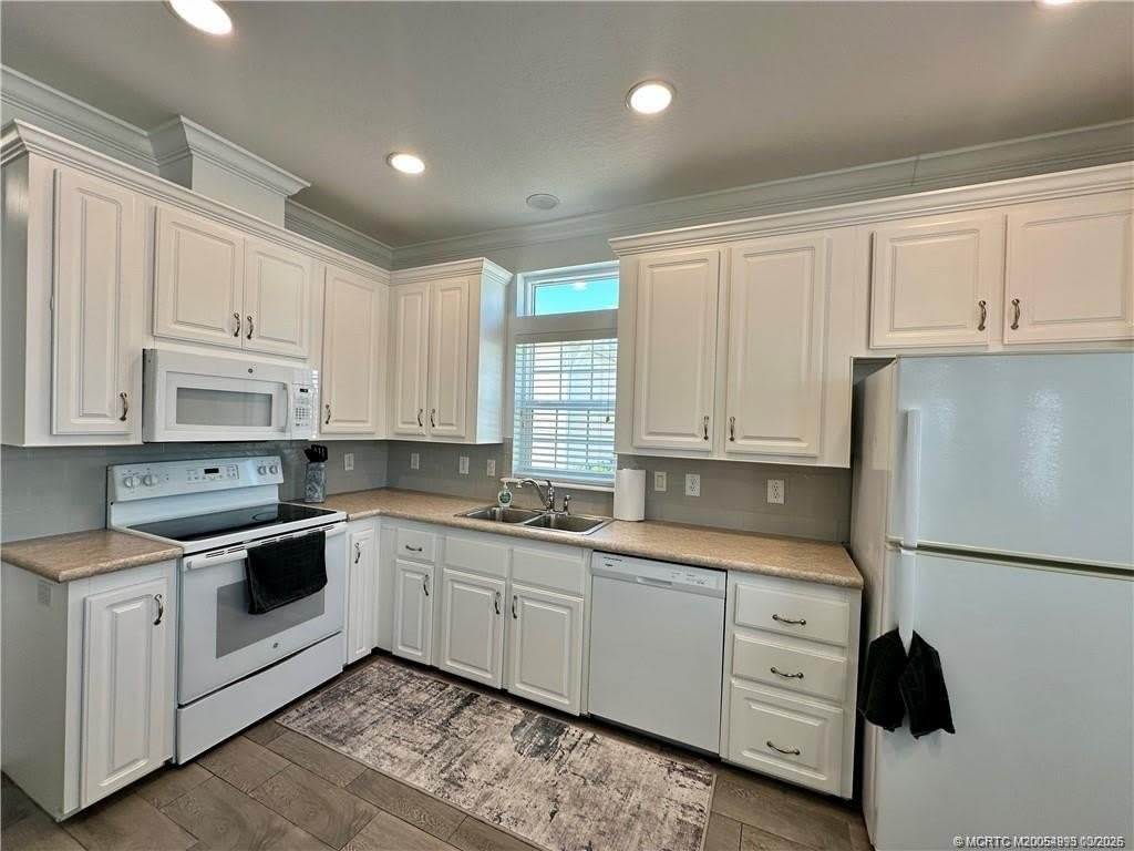 138 NE Coastal Drive – photo 3