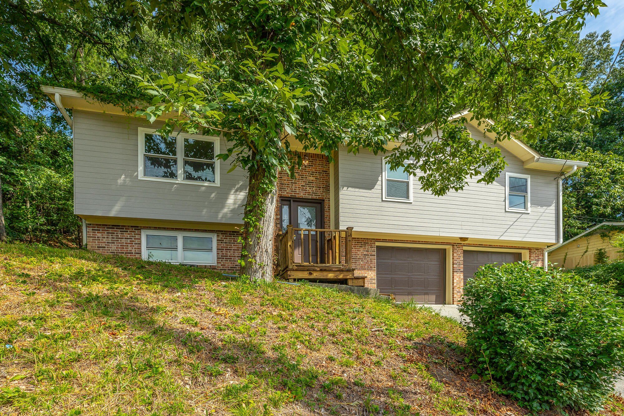 548 Benson Drive – photo 1