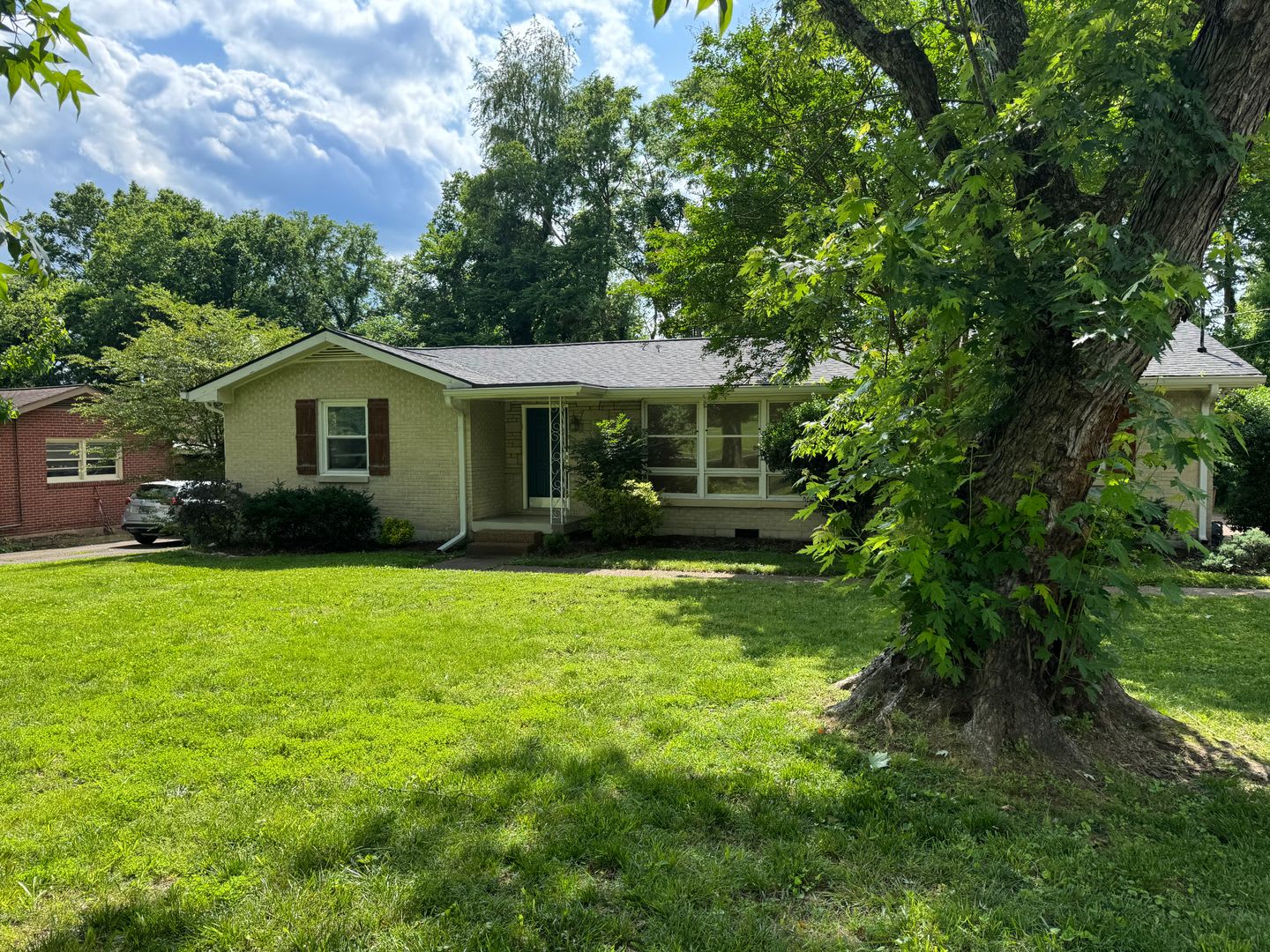Fabulous Home in Crieve Hall 4BR, 3BA Home – photo 2