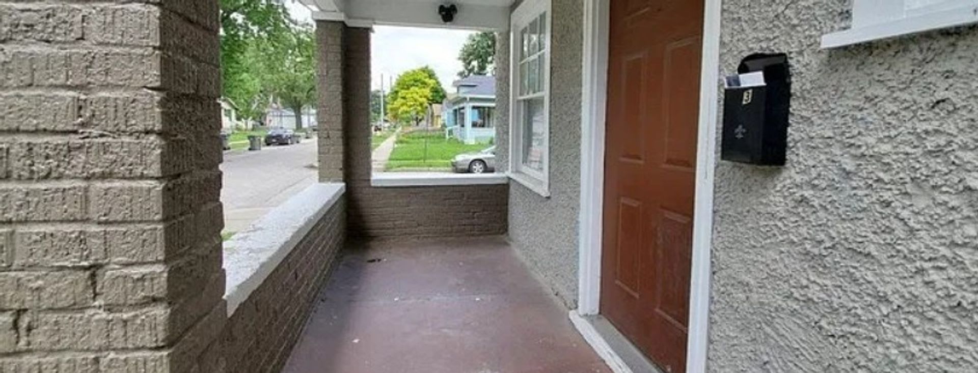 Remodeled 2-bed, 1 Bath in Irvington – photo 2