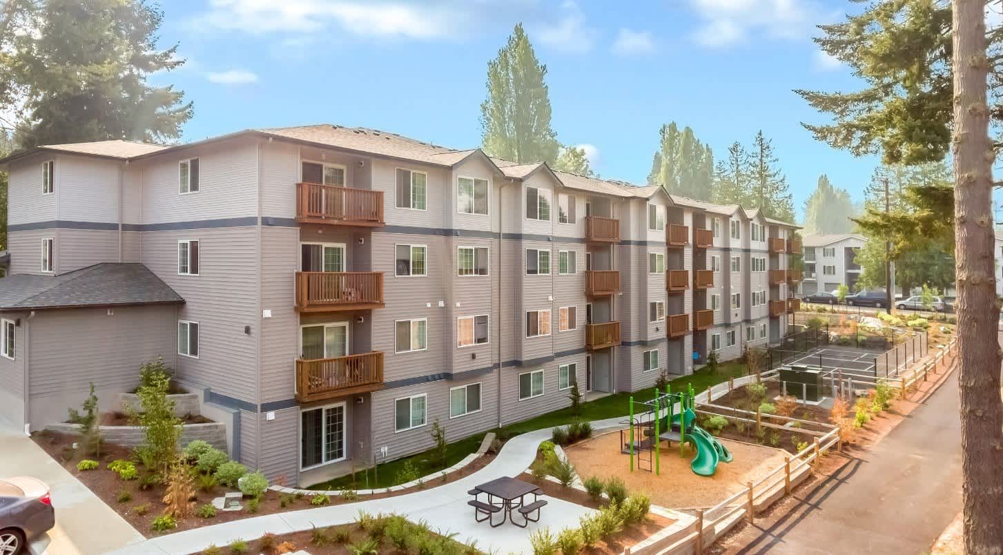 Taylor Creek Apartments – photo 1