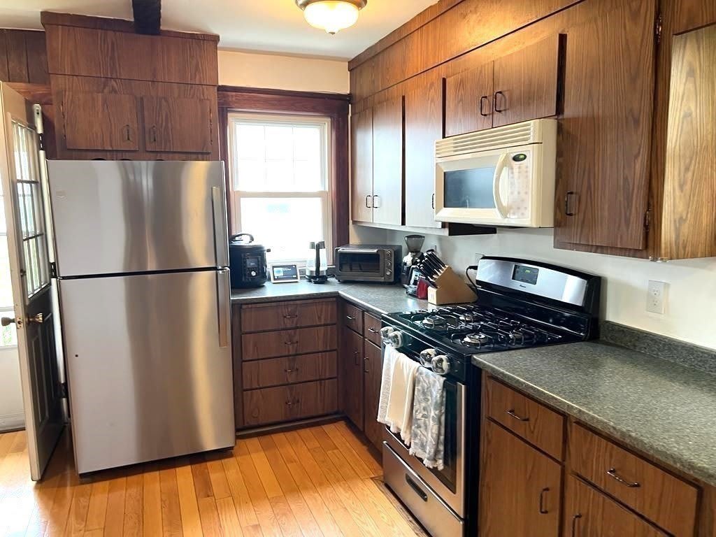 5 Glenmont Rd – photo 5