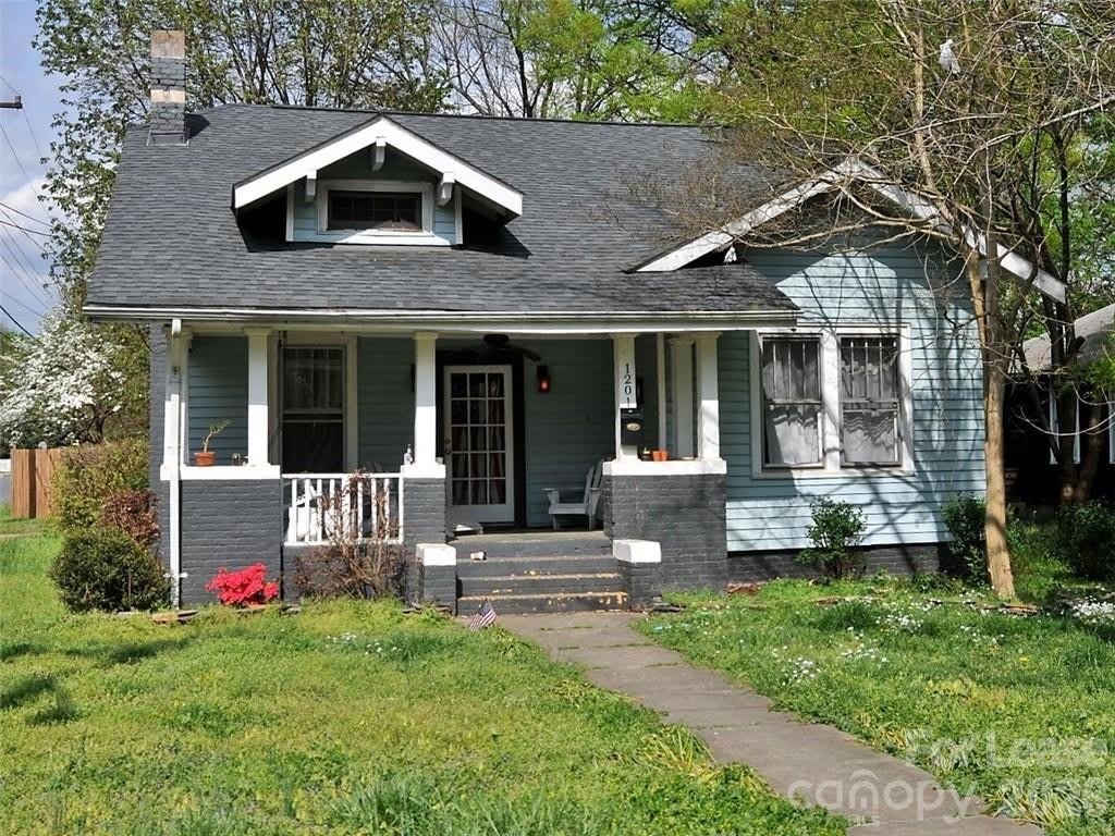 1201 E 35th Street – photo 1