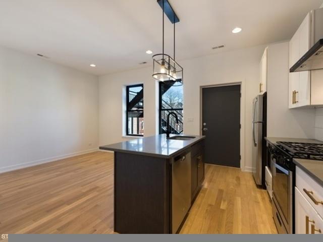 1244 W Huron – photo 3