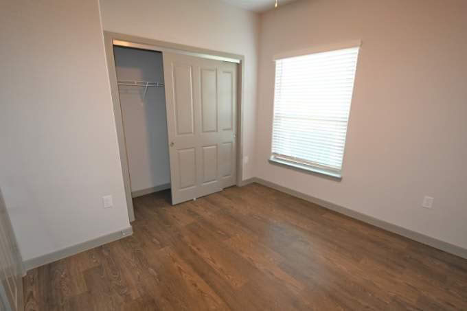 1226 Mira Vista, #114 – photo 3