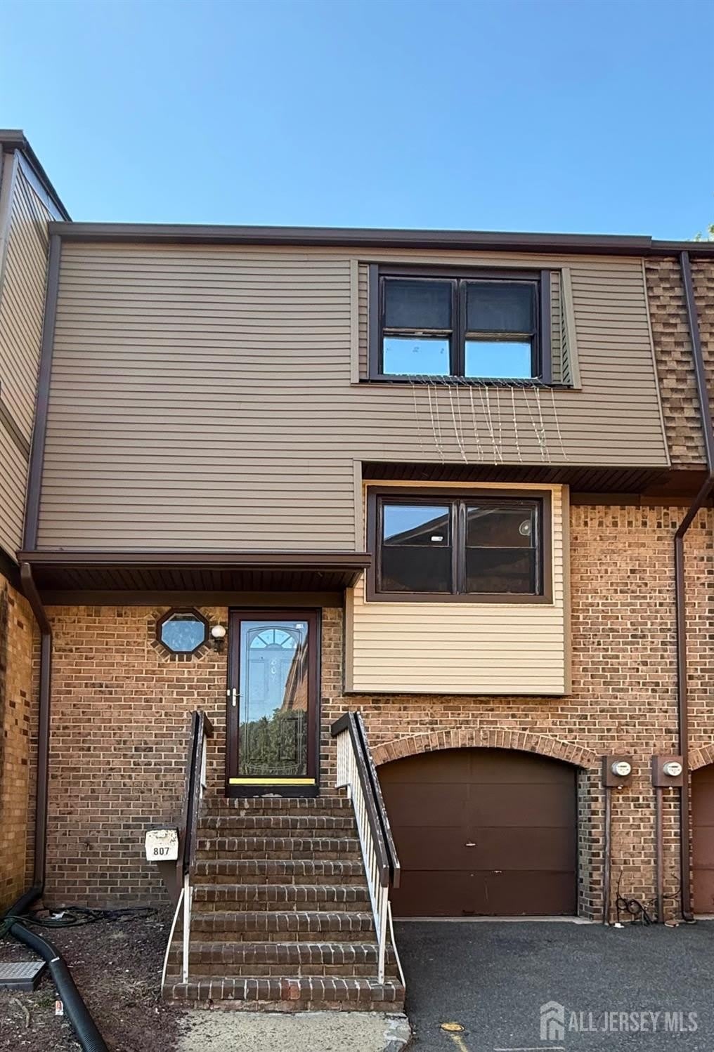 807 Merrywood Drive – photo 1