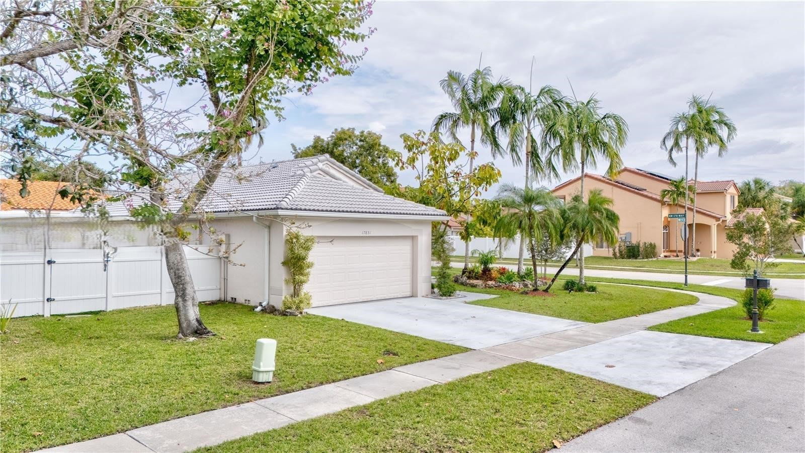 17851 Northwest 19th Street – photo 2