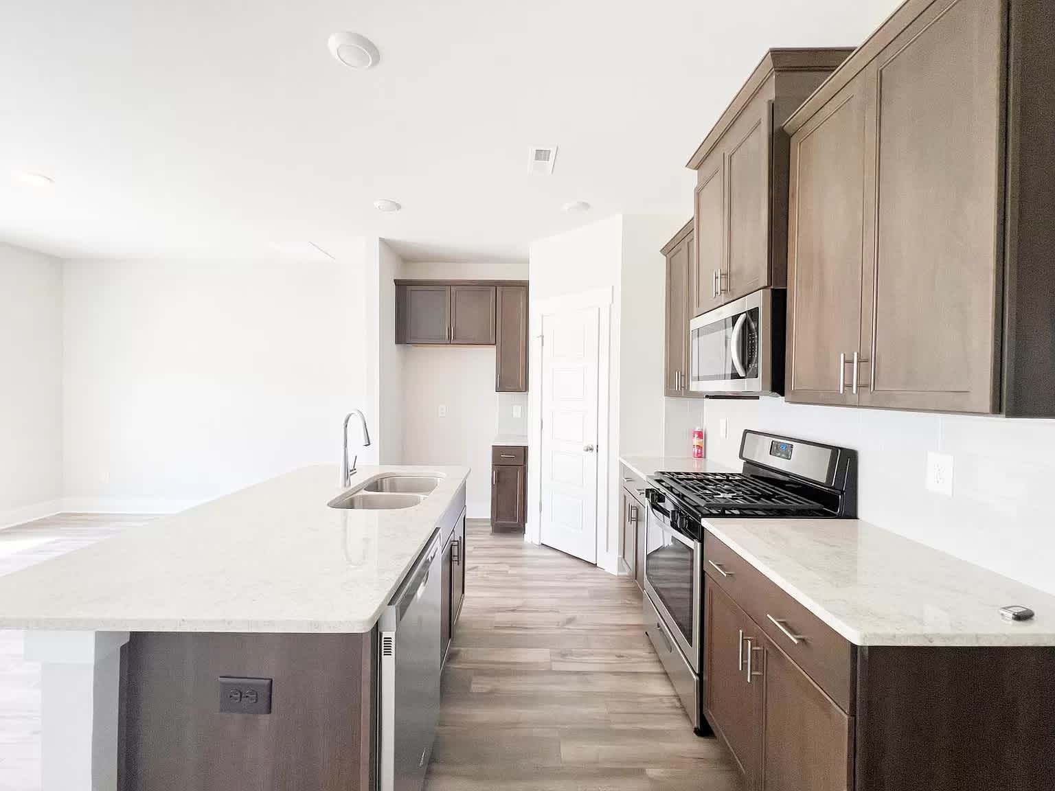 4 Beachley Place – photo 3