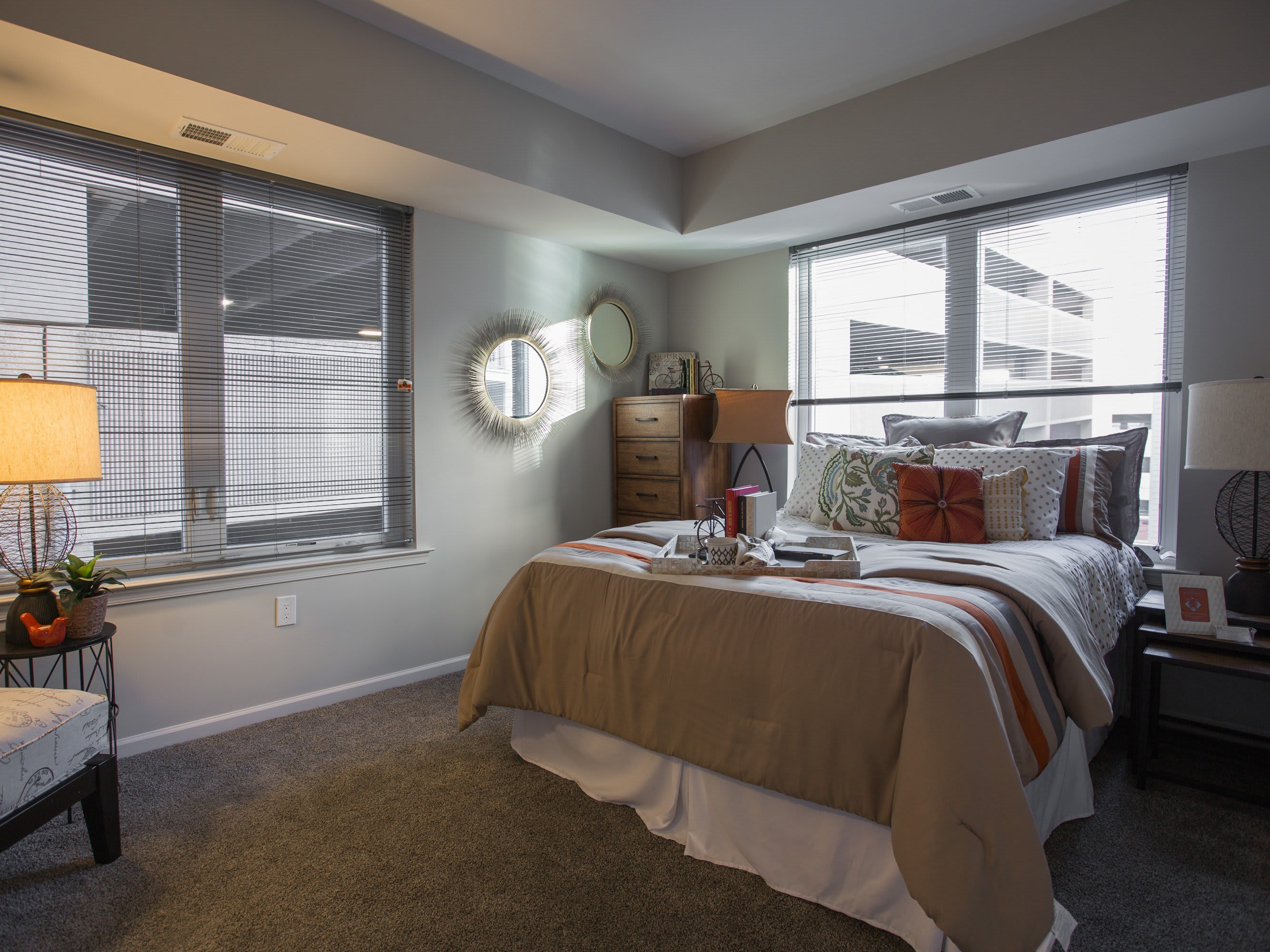 Strata East – photo 1