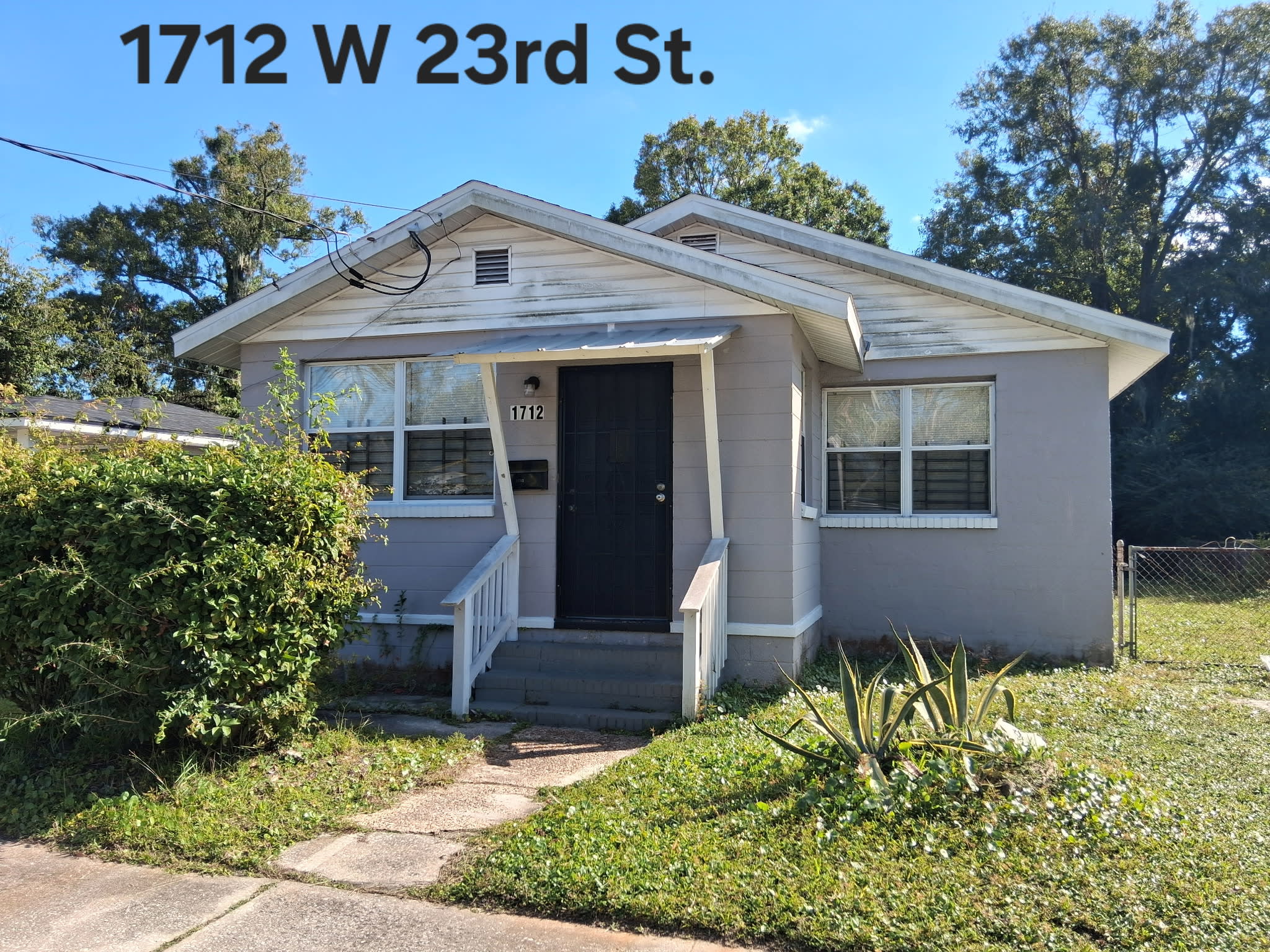 1712 W. 23rd St. – photo 1