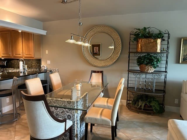 2801 N Palm Aire Dr – photo 2