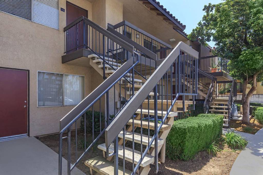 Senior Housing – photo 5
