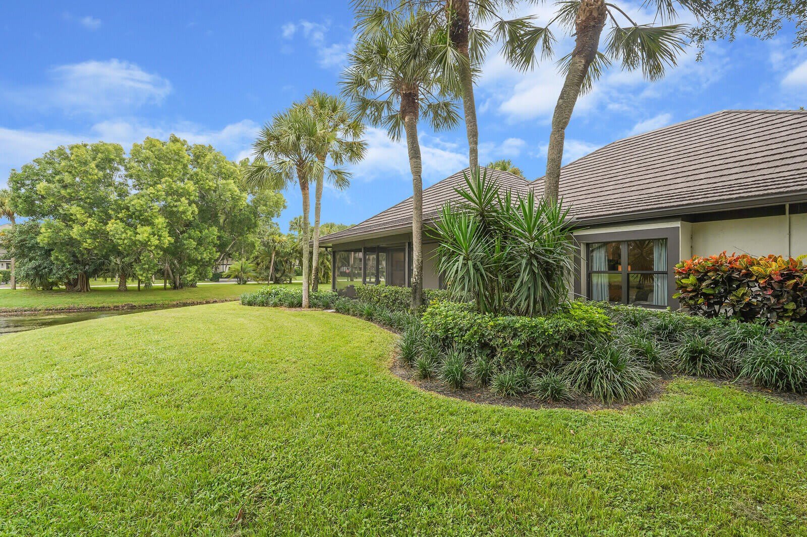 2735 POLO ISLAND Drive – photo 4