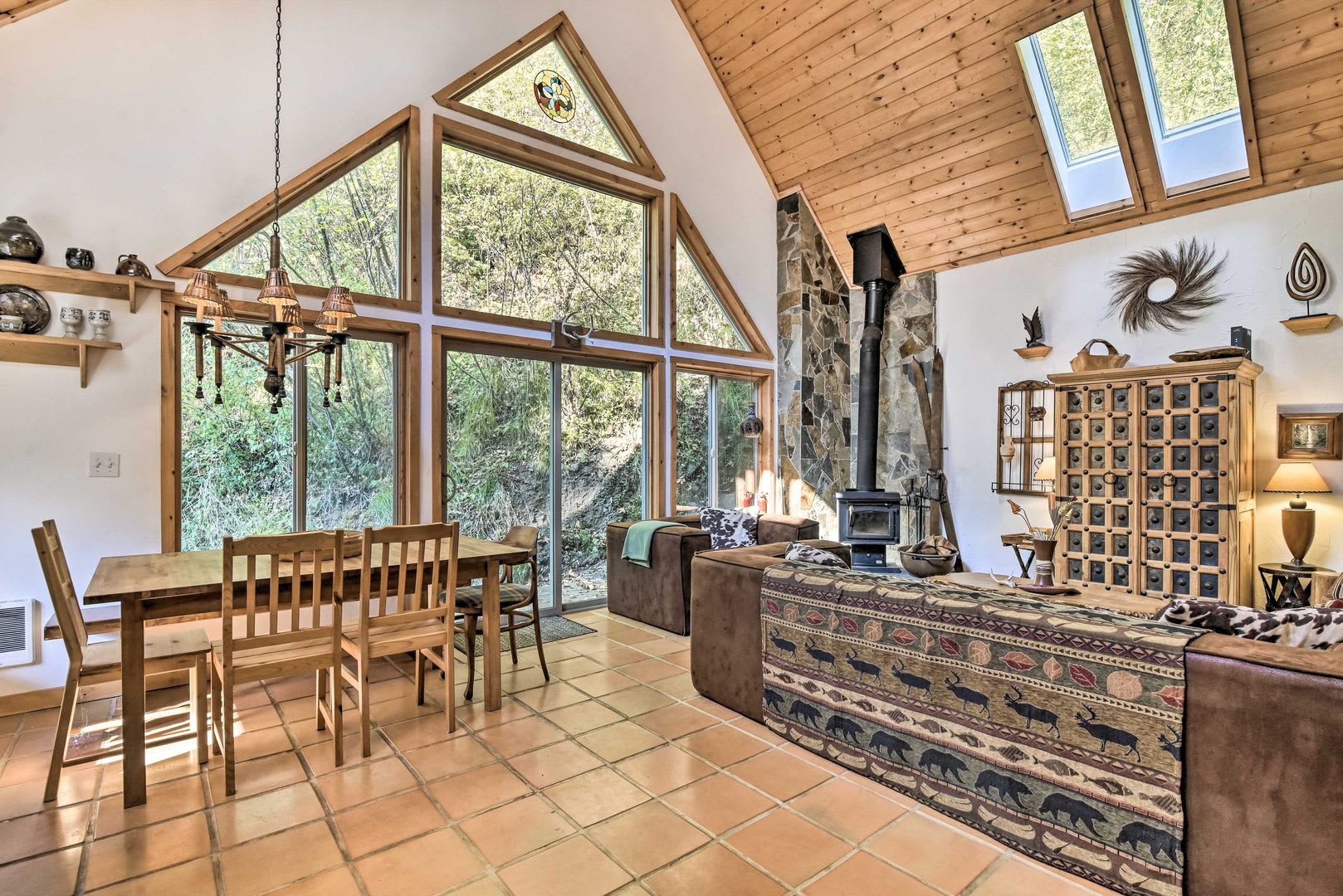 21561 E. Hideaway Ln. – photo 4