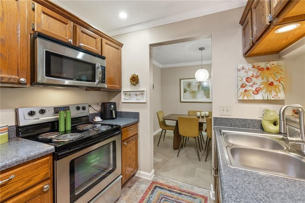 525 Warm Springs Circle – photo 2