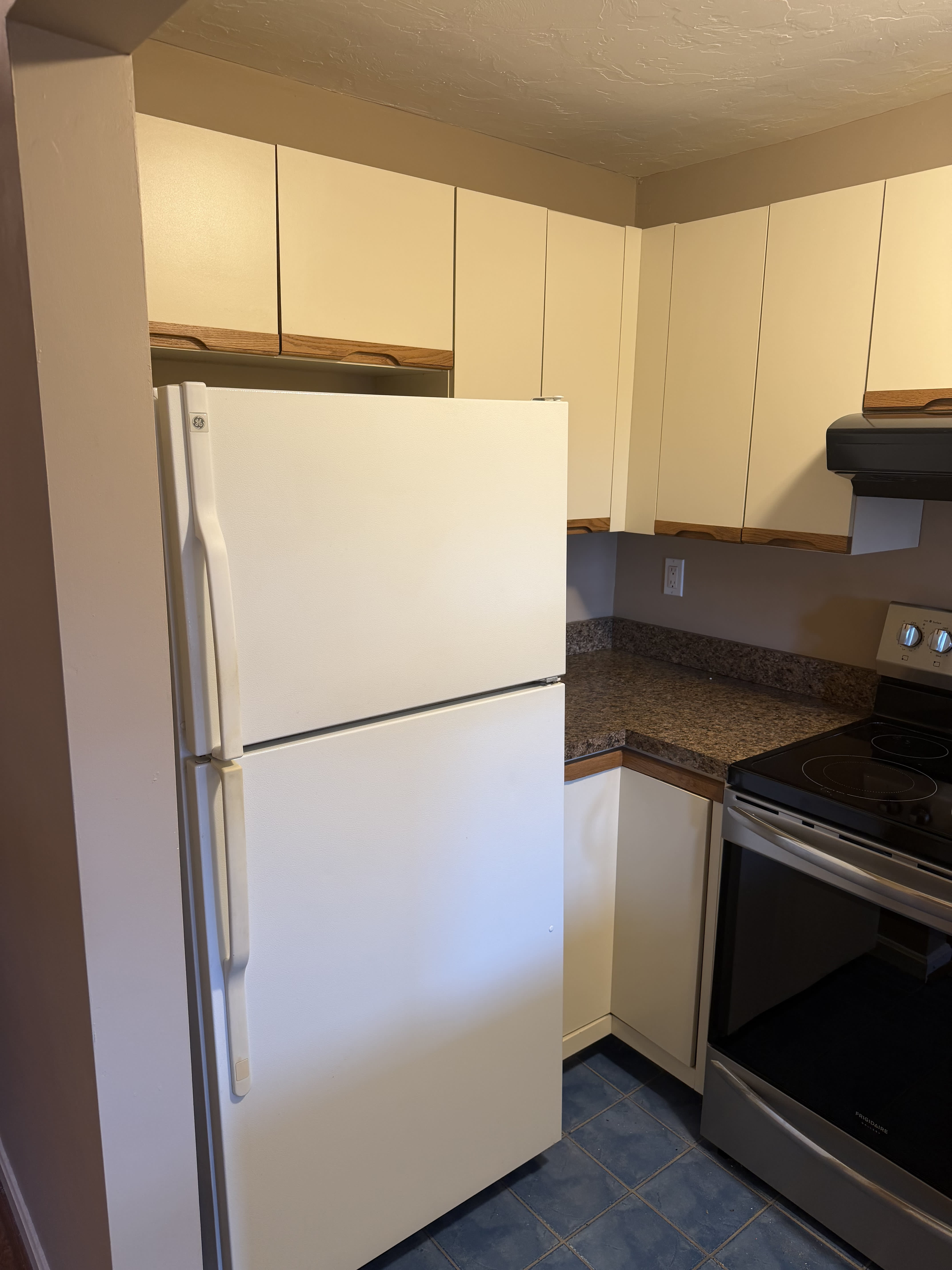 280 Village St – photo 5