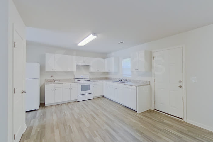 137 Shamrock Drive Southwest – photo 5
