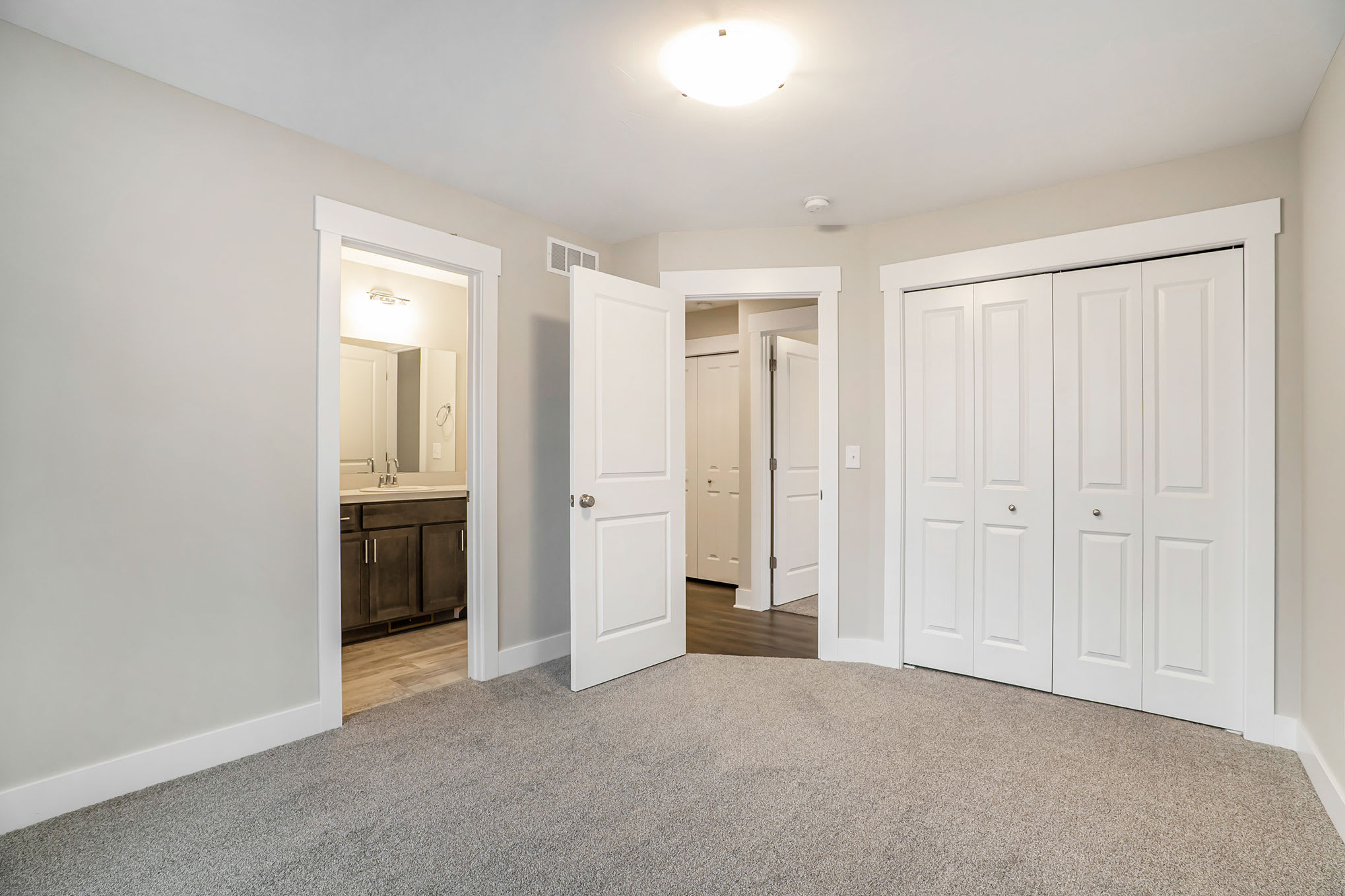 4039 22nd Ave – photo 5