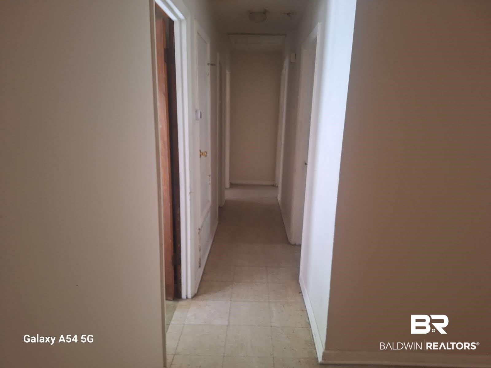 2211 Wolf Ridge Road – photo 2