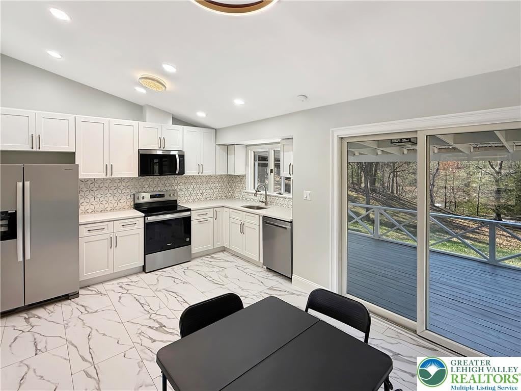 308 Hemlock Lane – photo 5