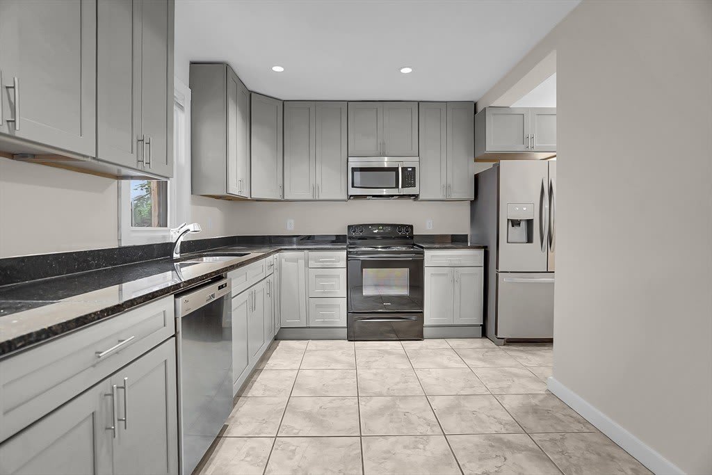 66 Pacific Street – photo 3