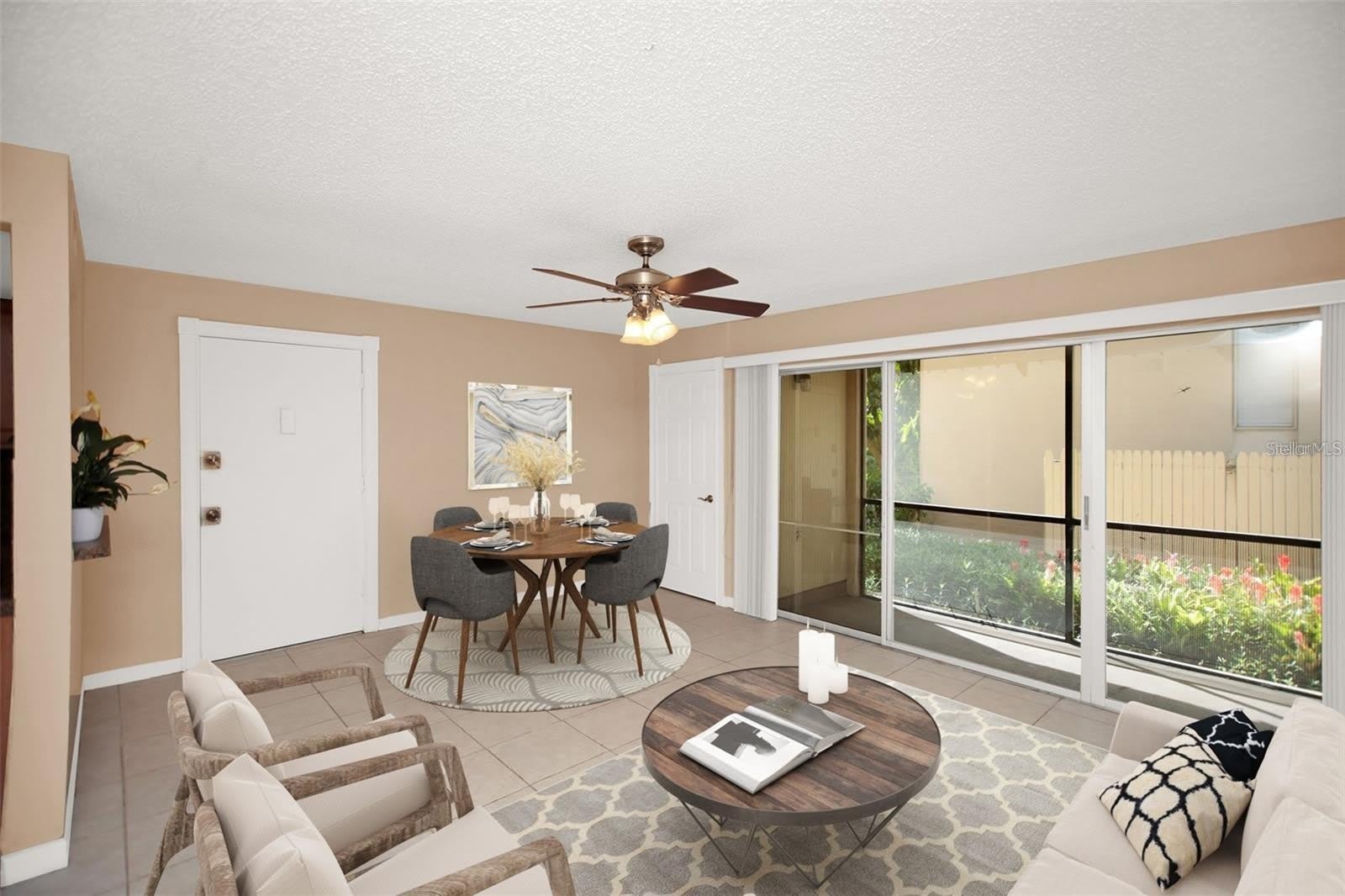 596 ORANGE Drive – photo 3