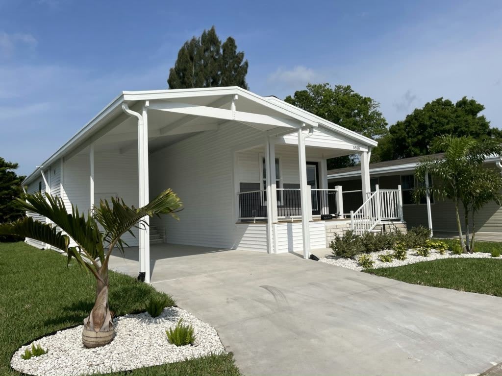 5558 Whistling Tree Lane – photo 4