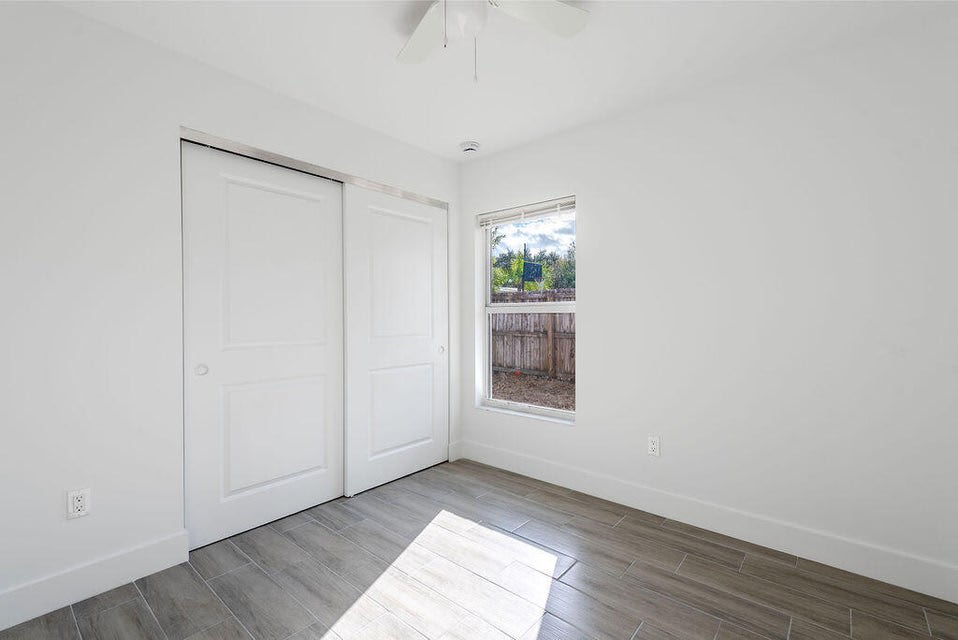 4959 Southeast Primrose Way Unit 2 – photo 4