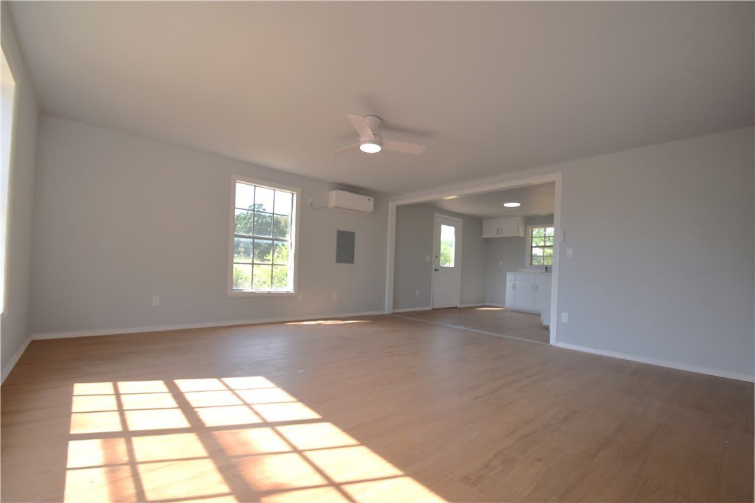 10655 Keller Road – photo 2