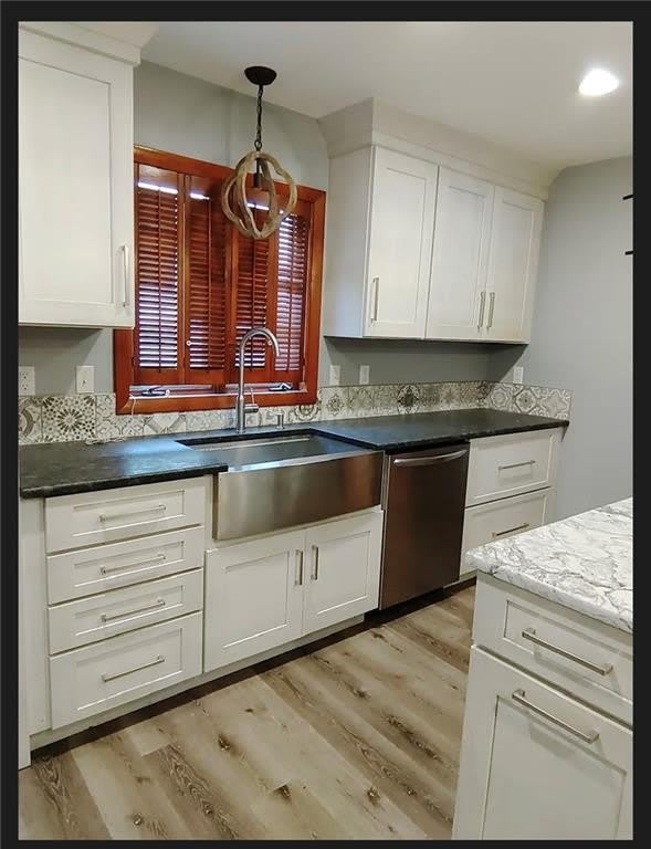 14 Carpenter Street – photo 2