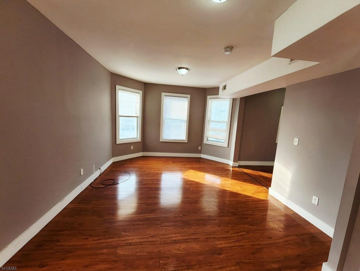 146 Hollywood Ave – photo 2
