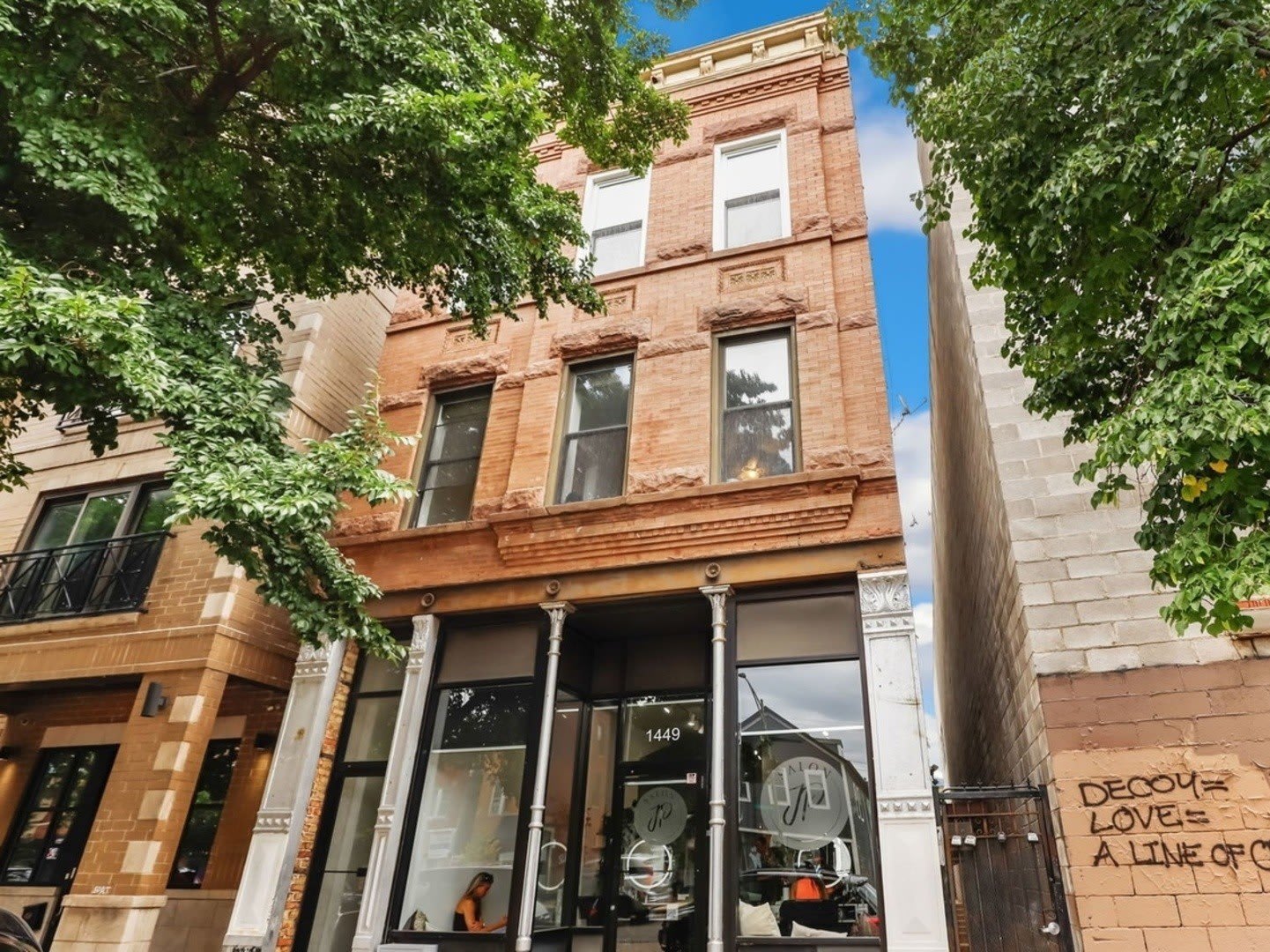 1449 N Ashland Avenue – photo 1
