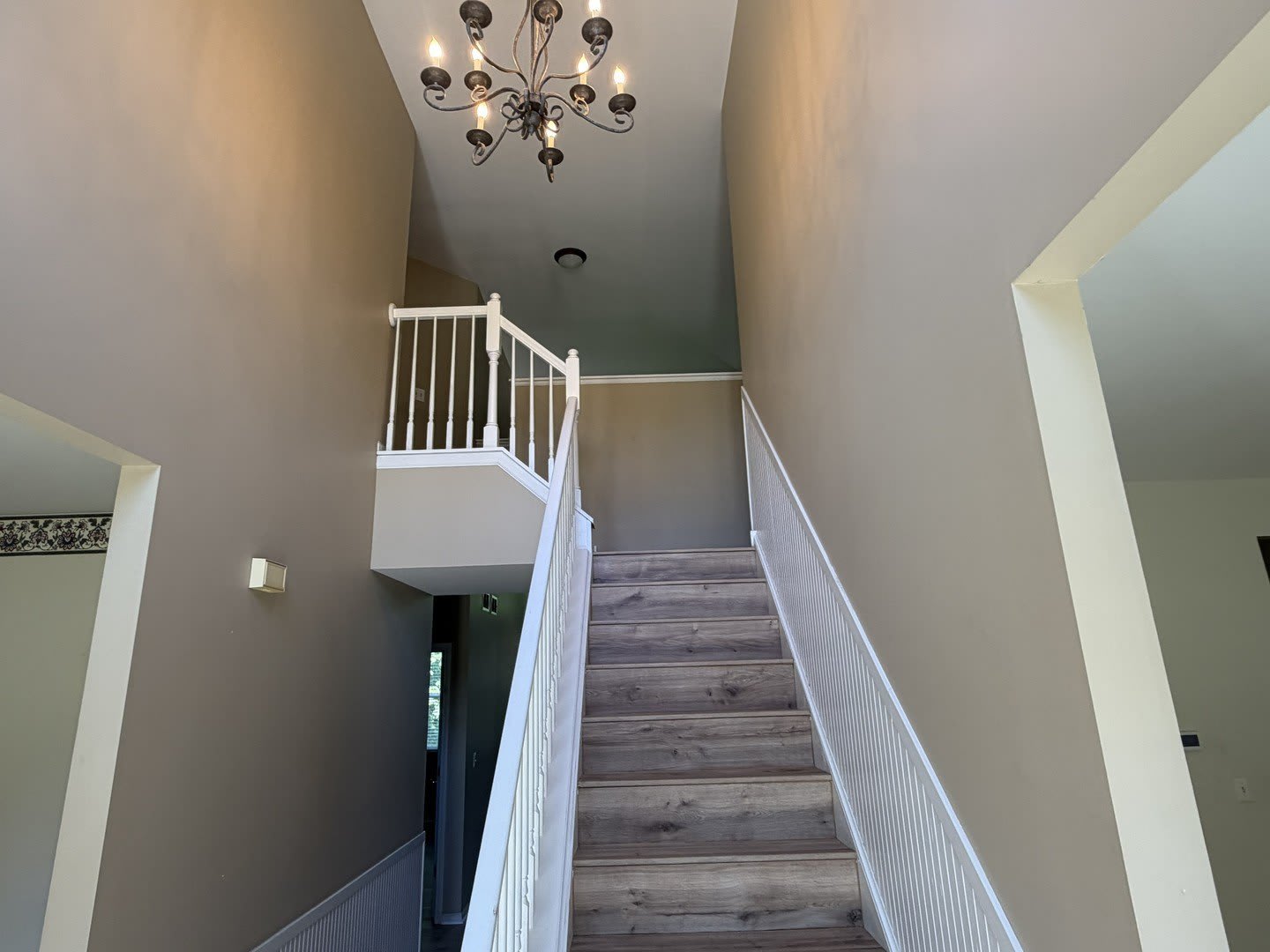 575 Capital Lane – photo 5