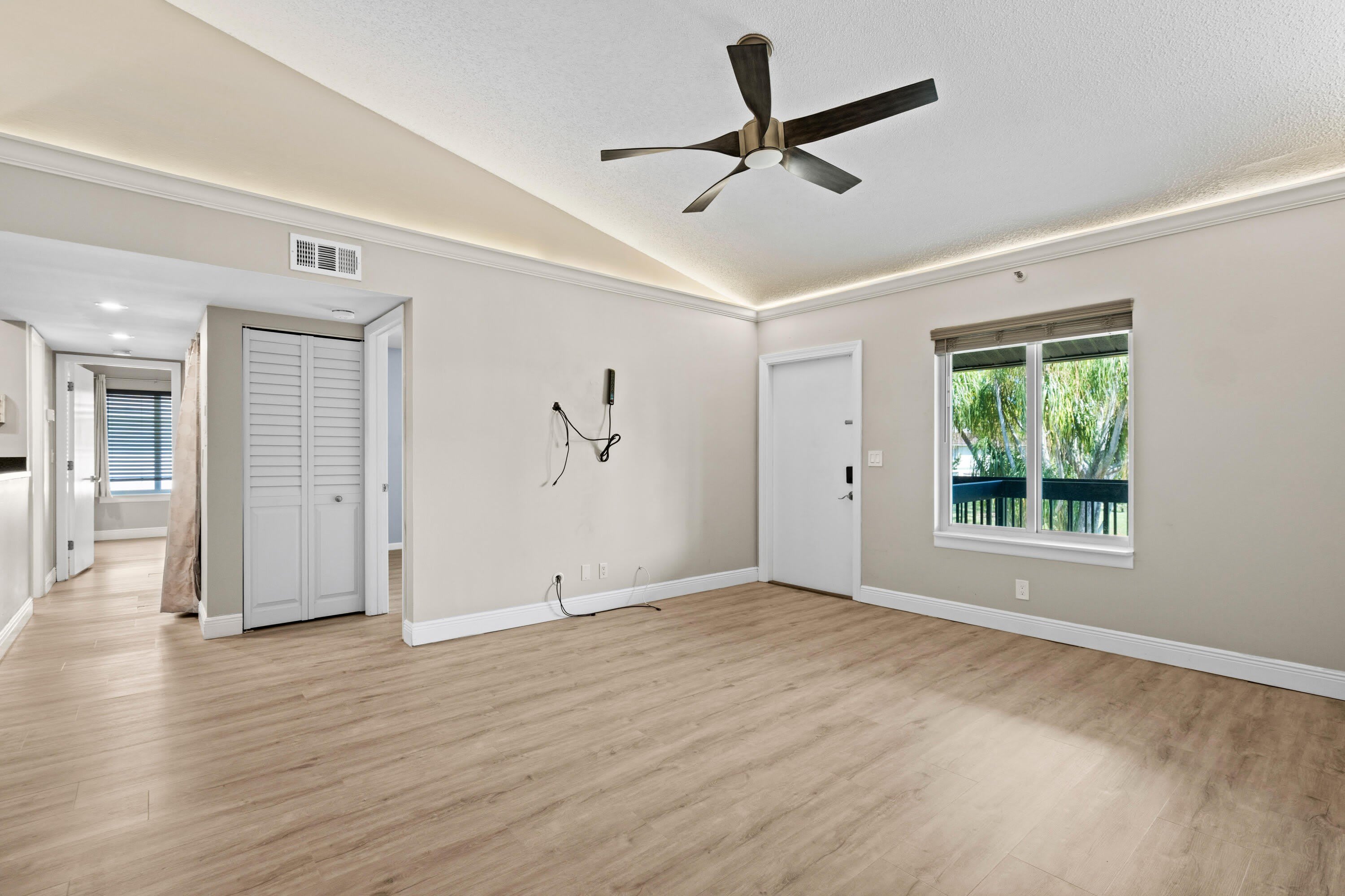 6299 CHASEWOOD Drive – photo 3