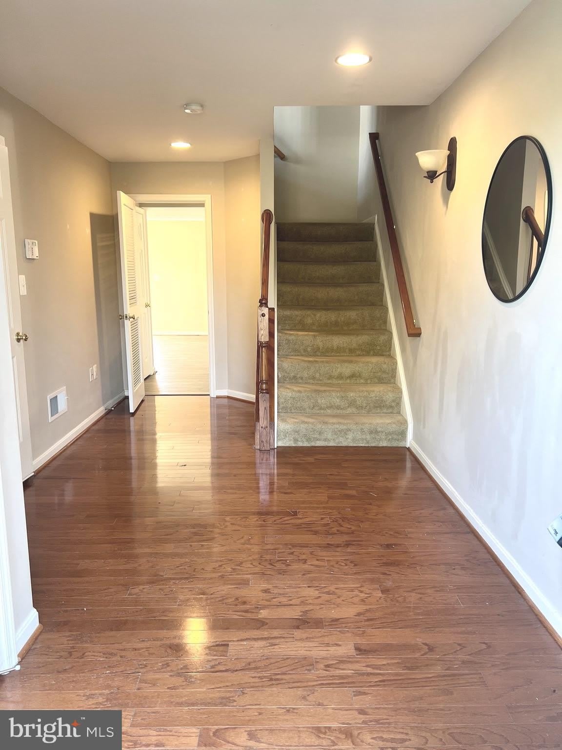 194 OXBOW Drive – photo 2