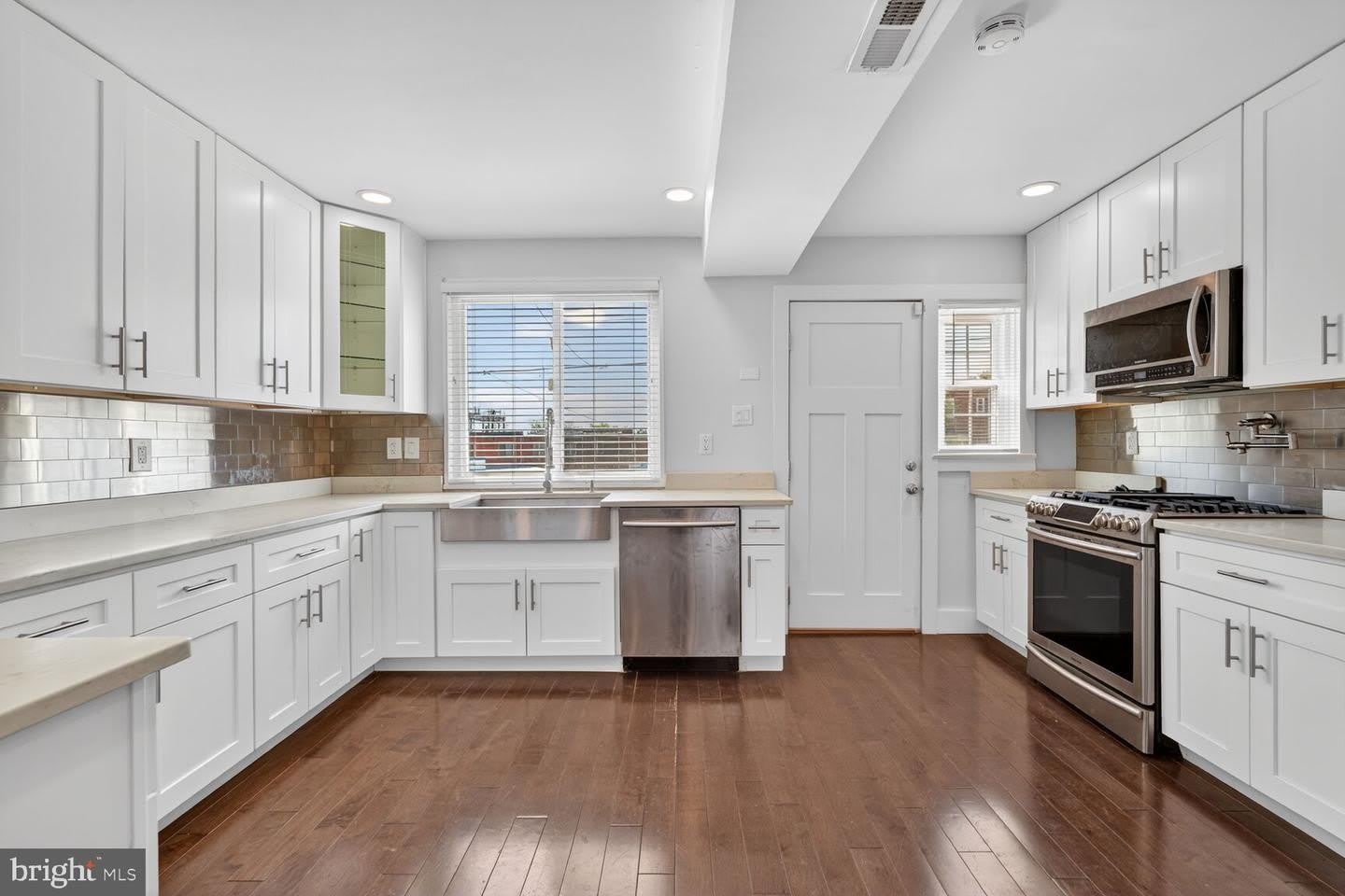 2218 16Th St Ne – photo 5