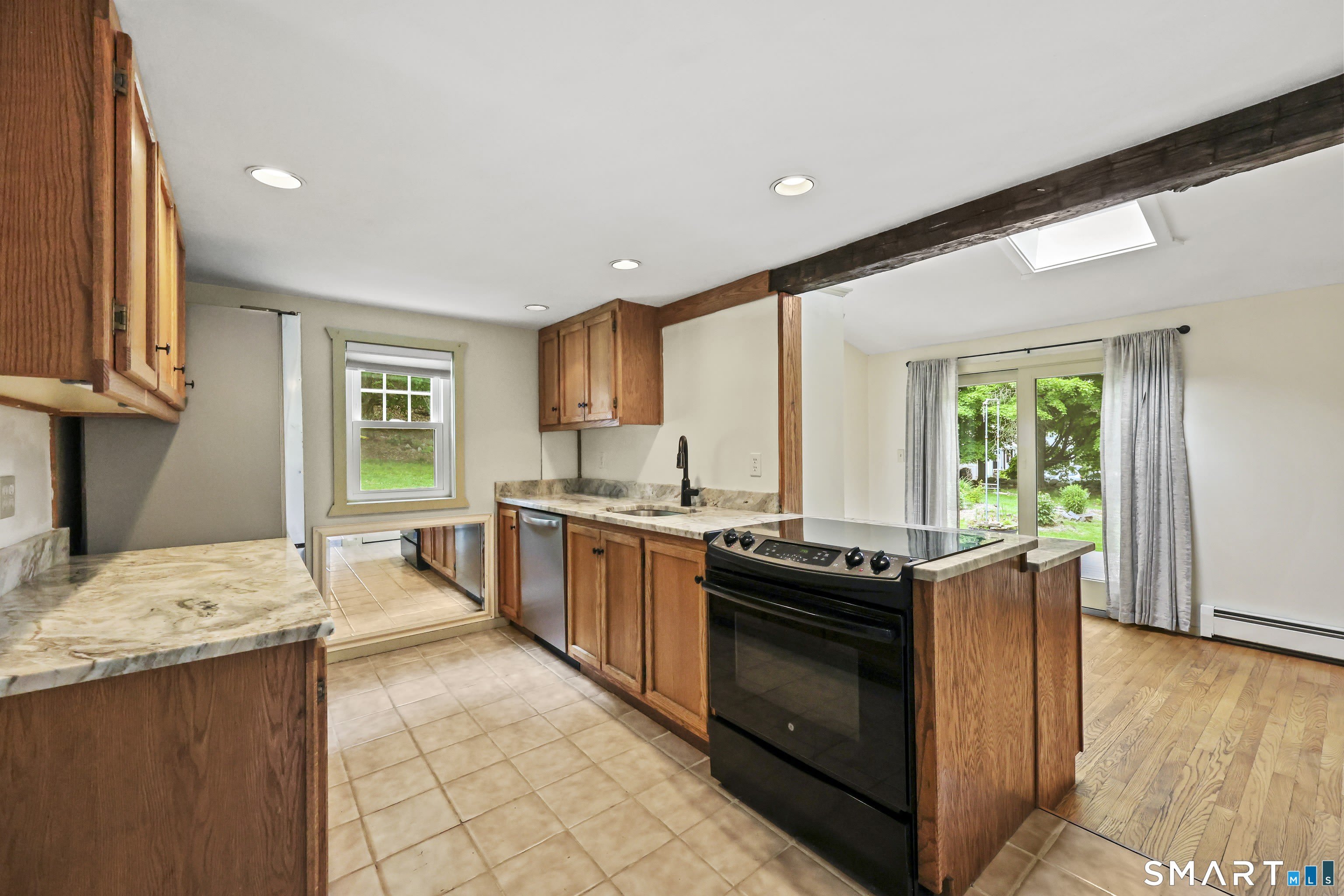 917 Hopewell Road – photo 4
