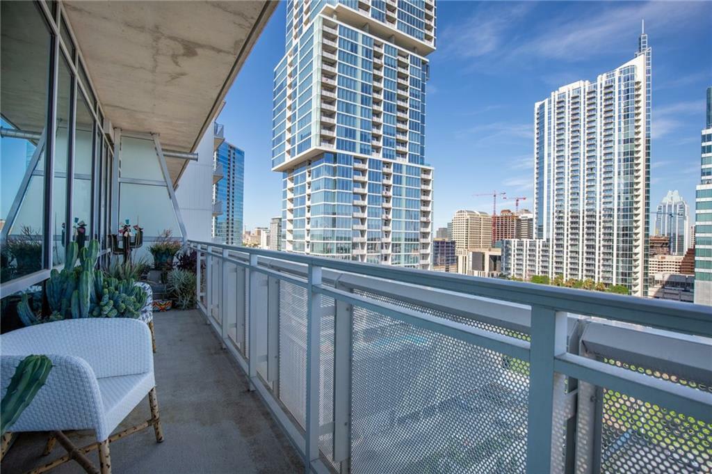 222 West Avenue – photo 2