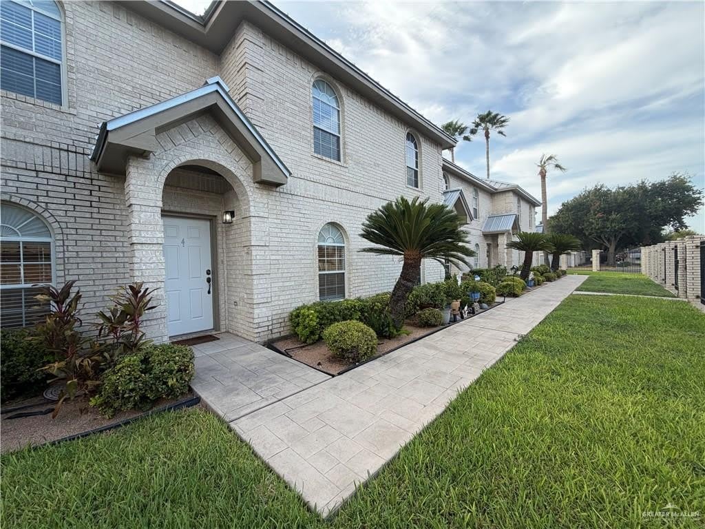 620 Robin Avenue – photo 3