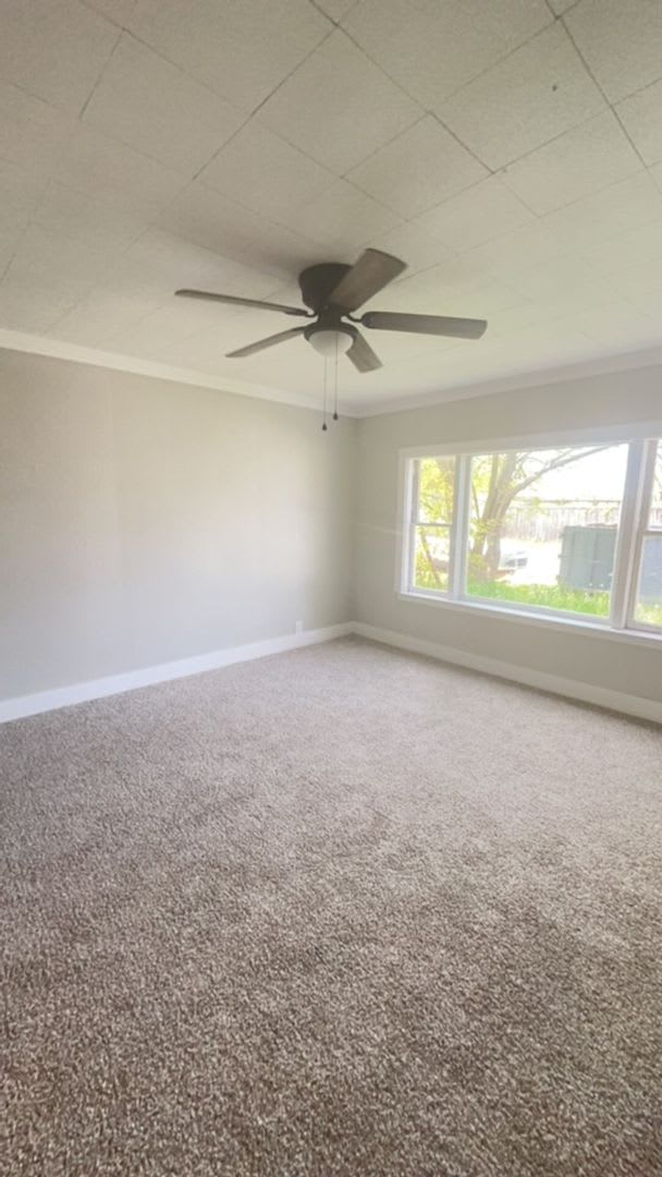 For Rent: 2918 S Jefferson St. Fully Renovated Spacious 3 Bedroom 1.5 Bath Home! – photo 5