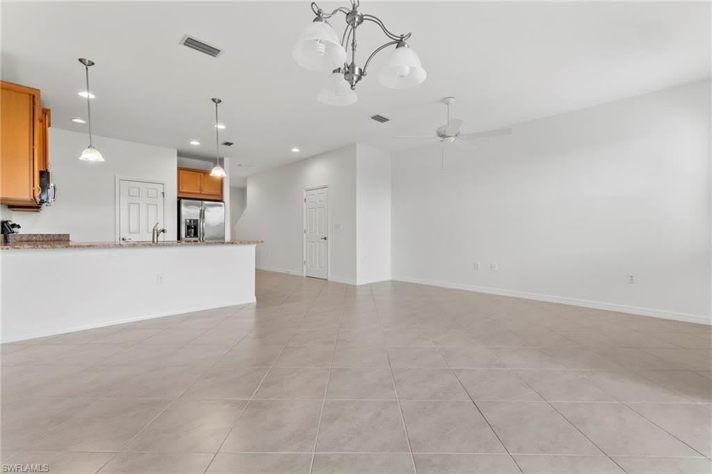 10818 Alvara Way – photo 4