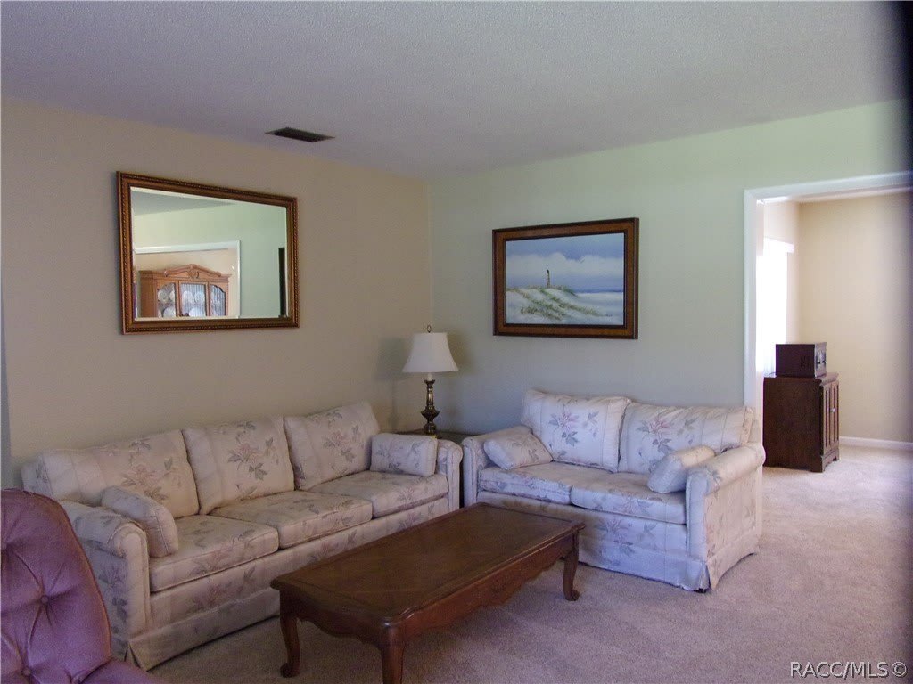 1821 Kimberly Lane – photo 2