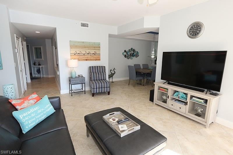 2110 Arielle Dr – photo 3