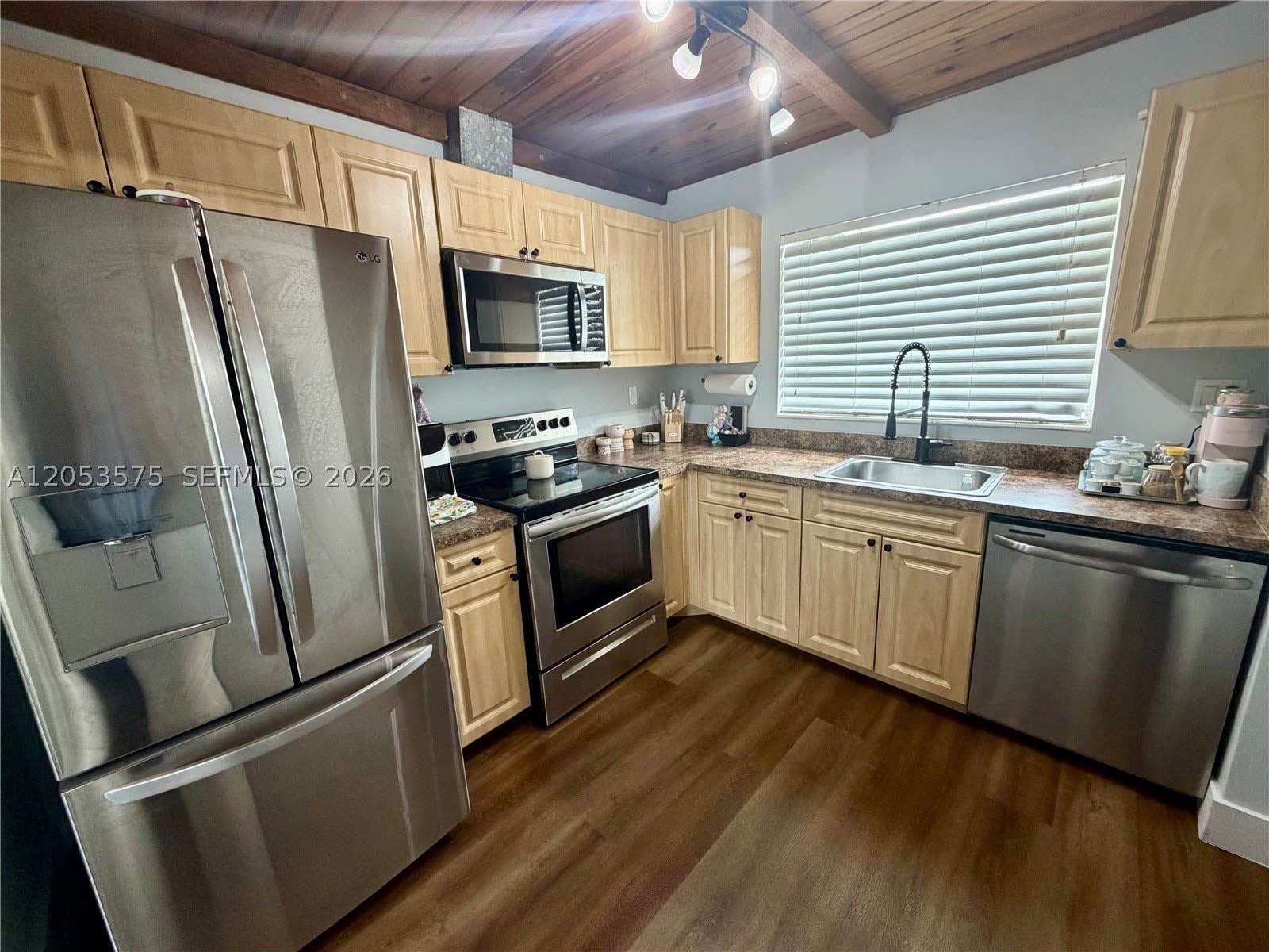 11002 SW 125th Ct – photo 4